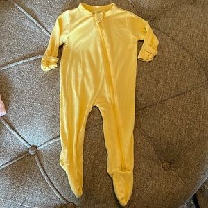 Yellow Kyte Zippered Footie